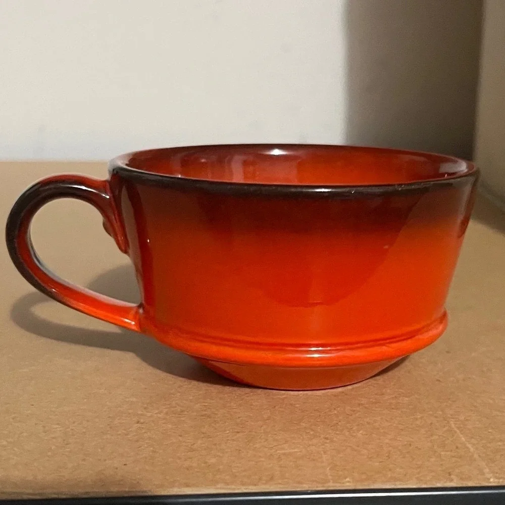 Vtg Mid century Poppytrail By Metlox Red Rooster footed coffee cup 2.25 H